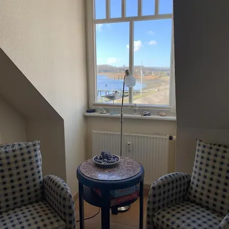 Apartment 20 Mit Maritimen Flair